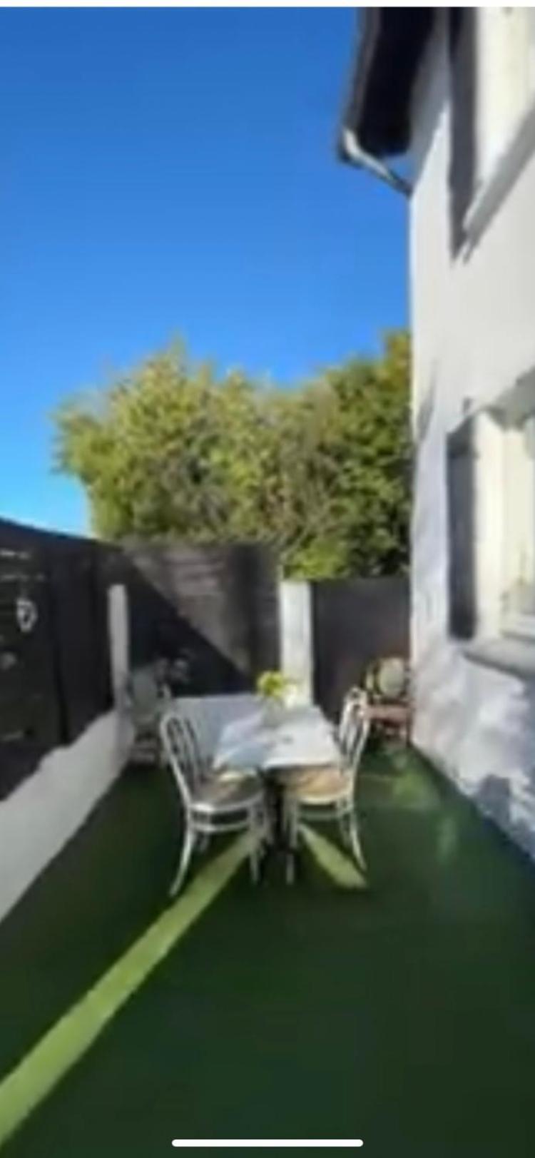 Joli Duplex Cocooning De 100m2 Avec Rez De Jardin Holiday home Feyzin